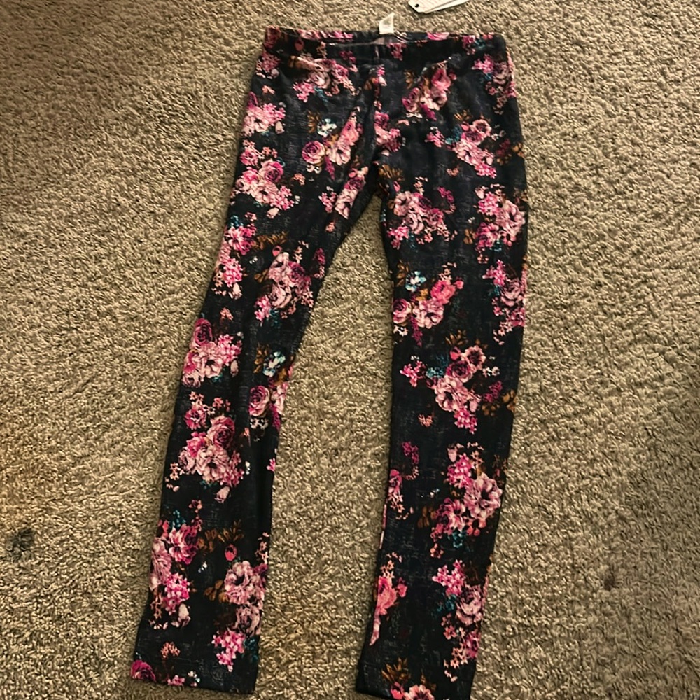 NWT Floral Print Leggings - Size L